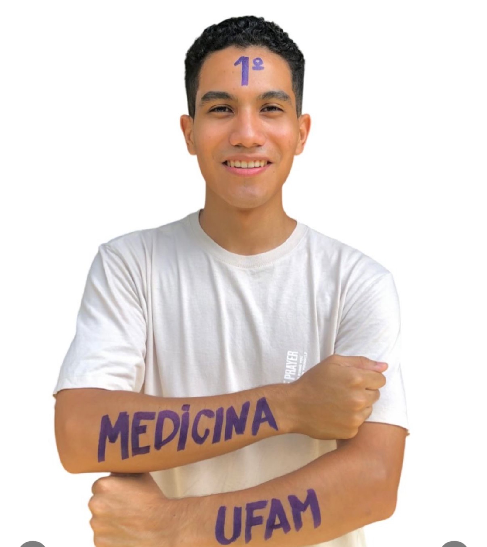 Foto de Marcos Vinícius, com aprovação em Medicina · UFAM